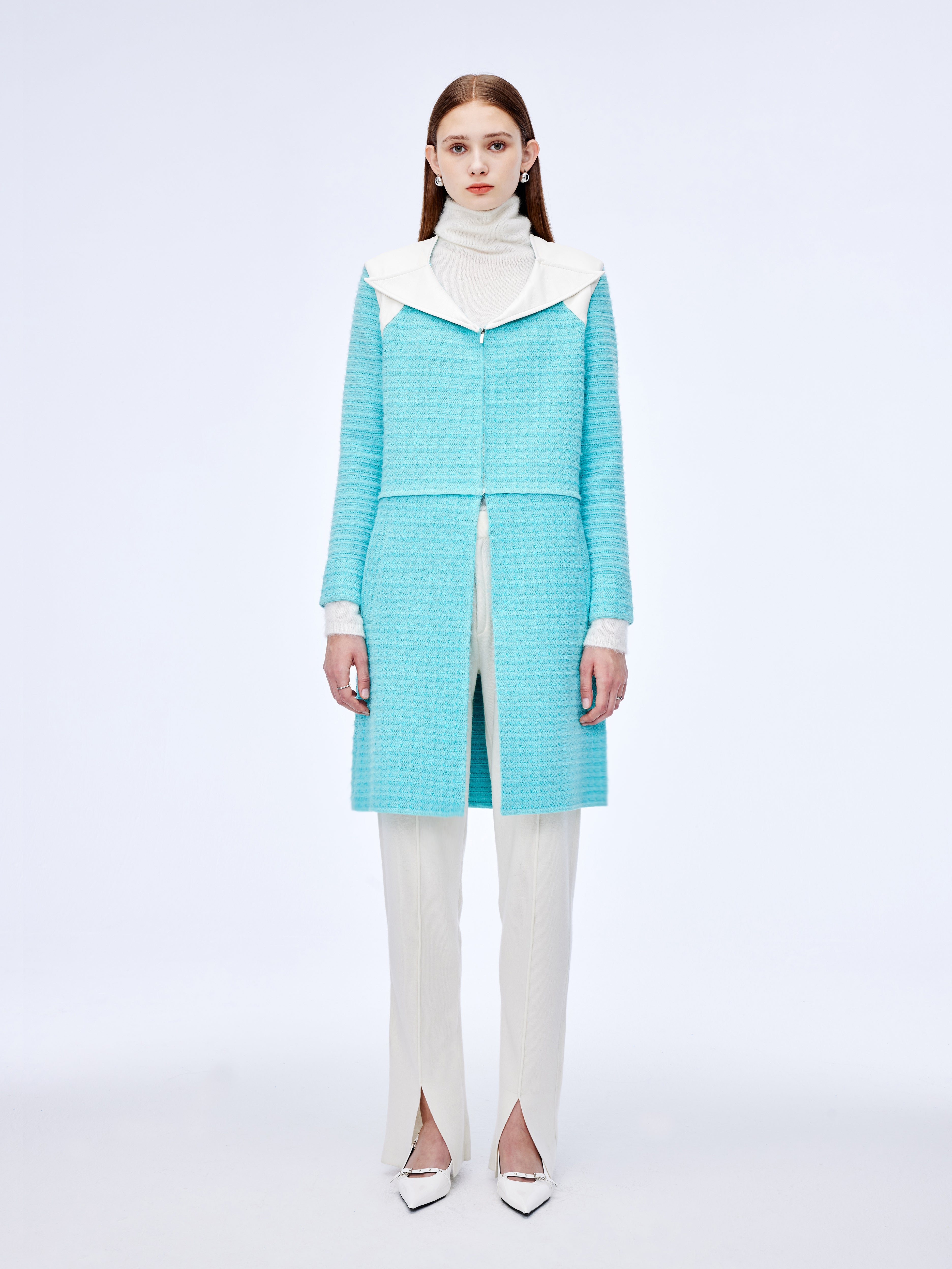 Gabardina de piel con patchwork