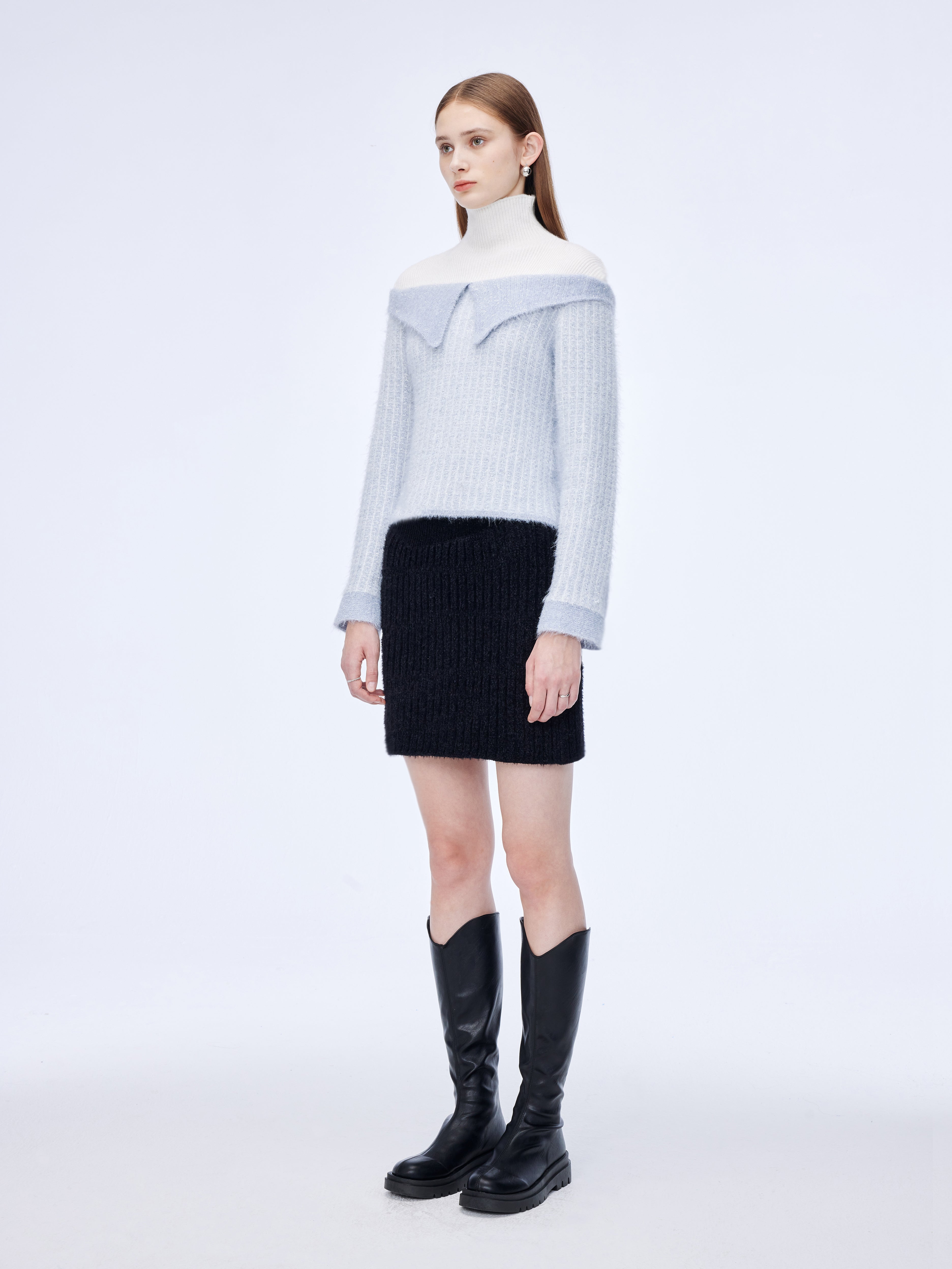 Jersey con cuello alto y patchwork