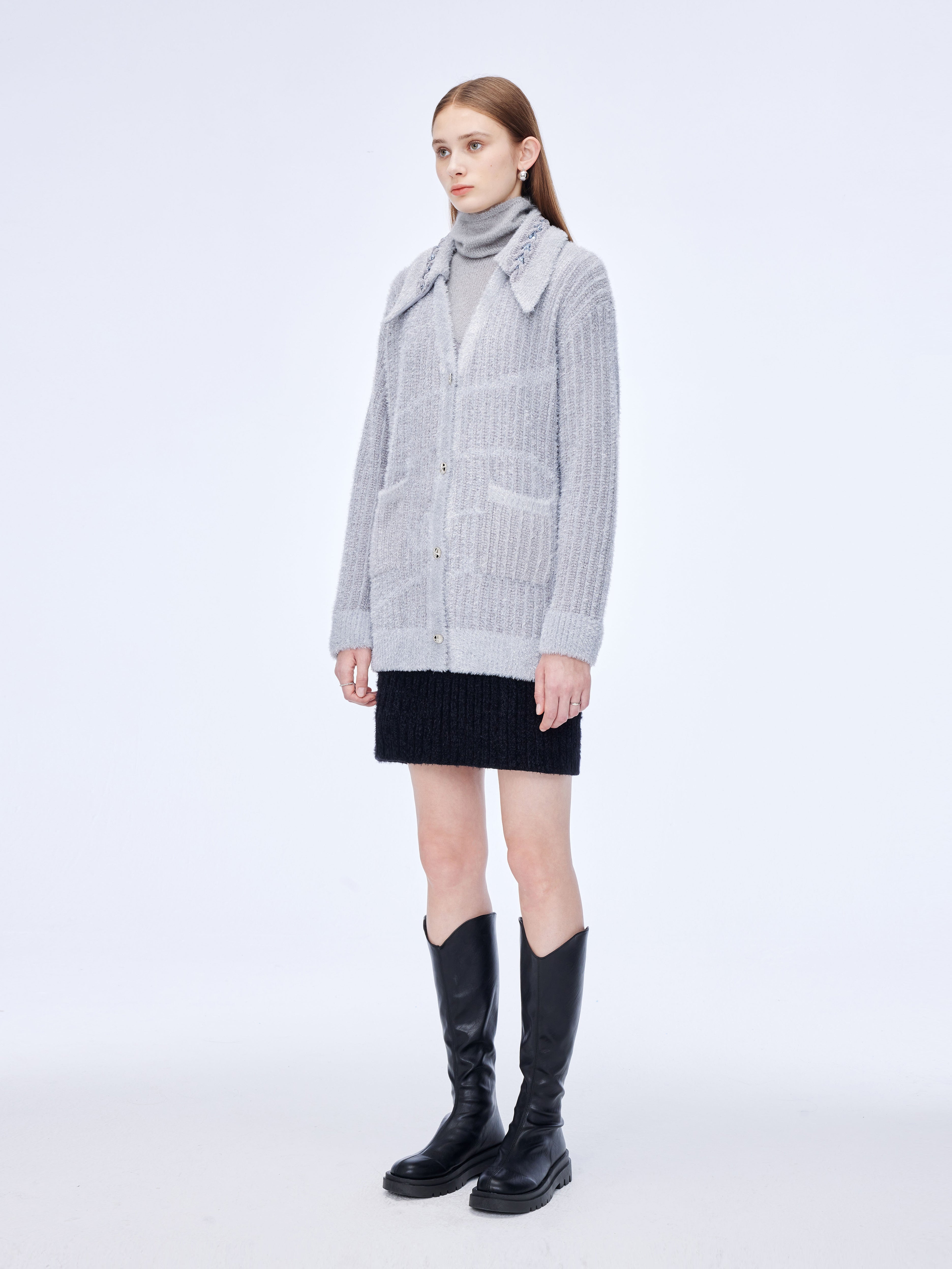 Cárdigan con cuello chal y pedrería