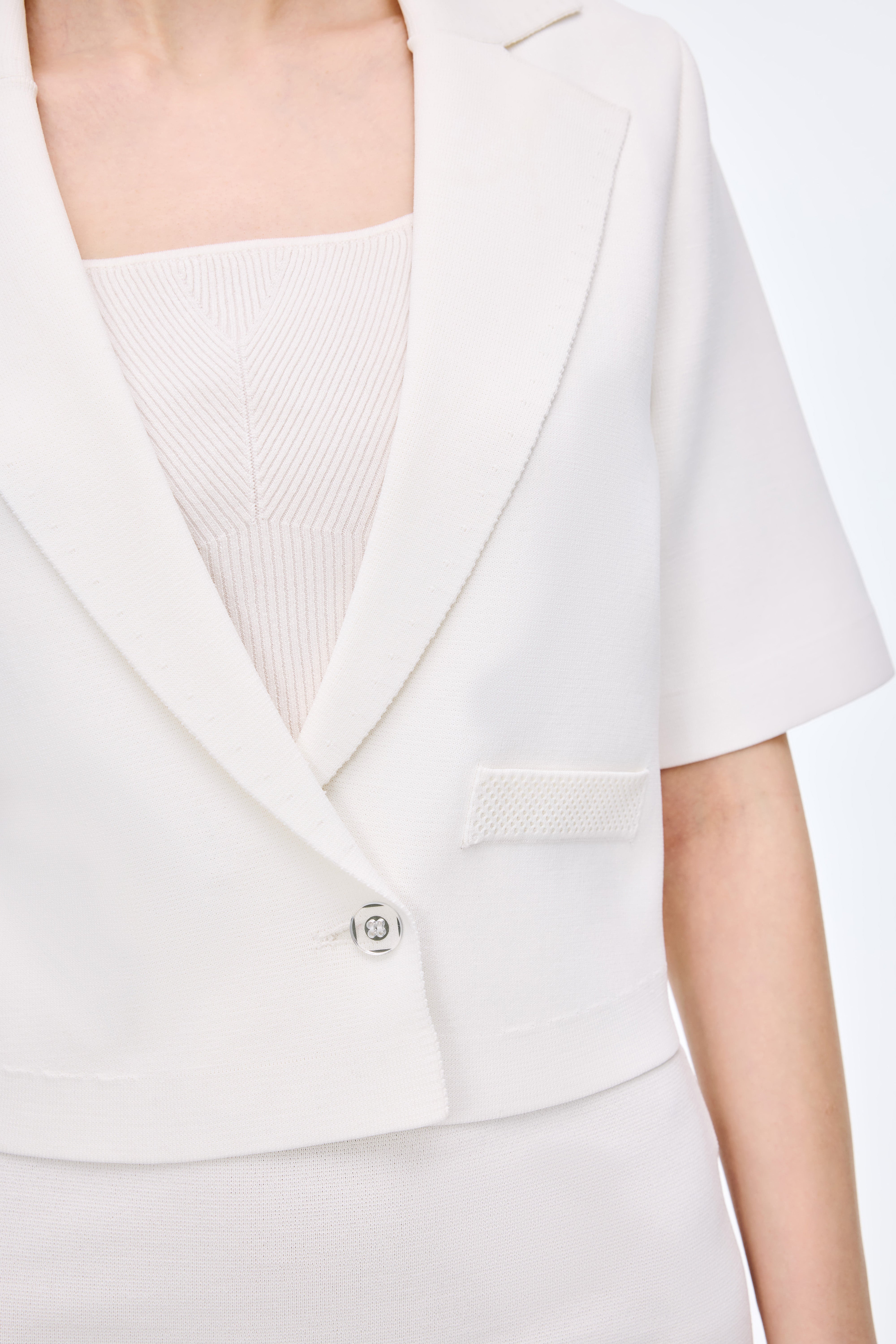 Knitted short-sleeve suit