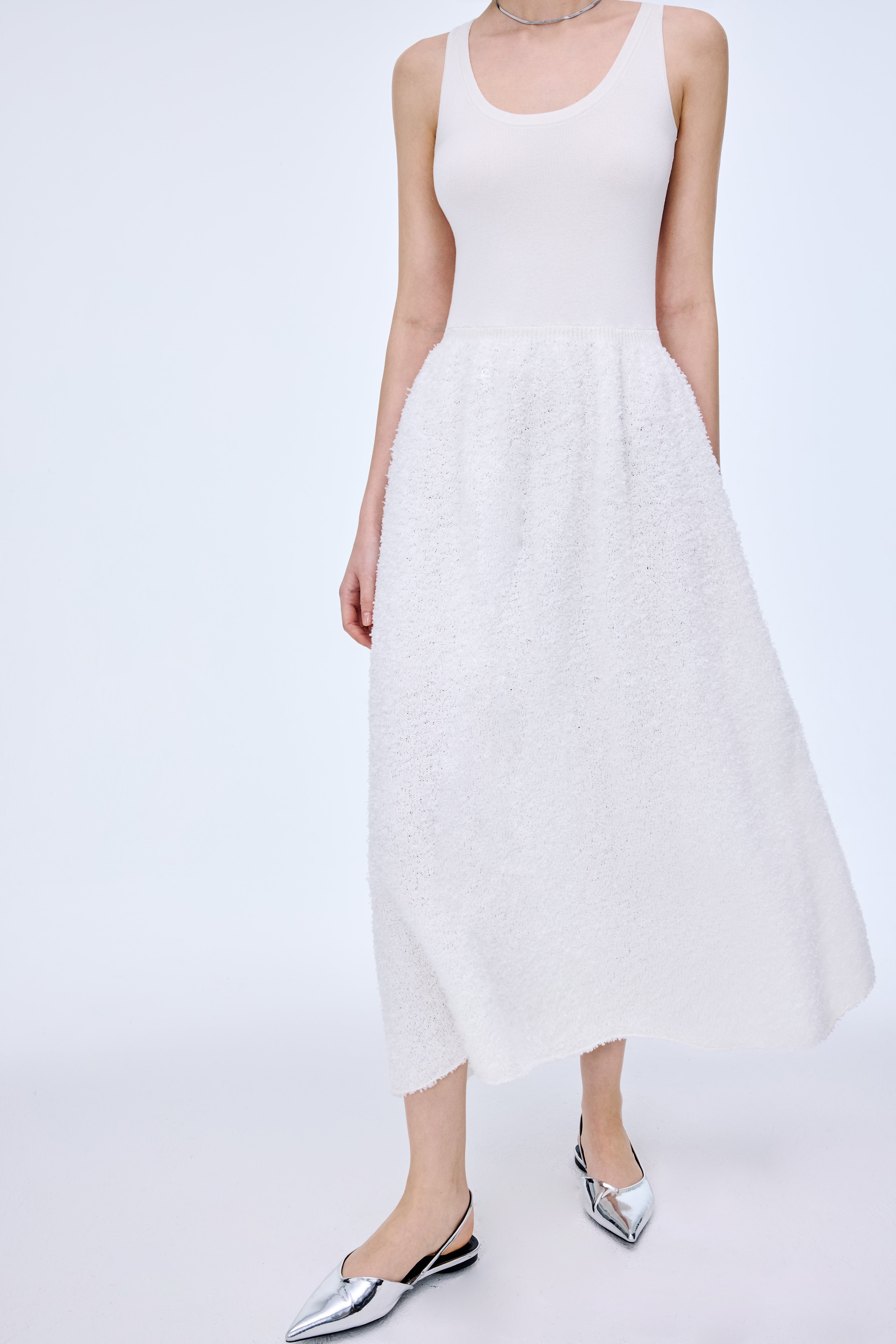 Sleeveless floral bud spliced dress