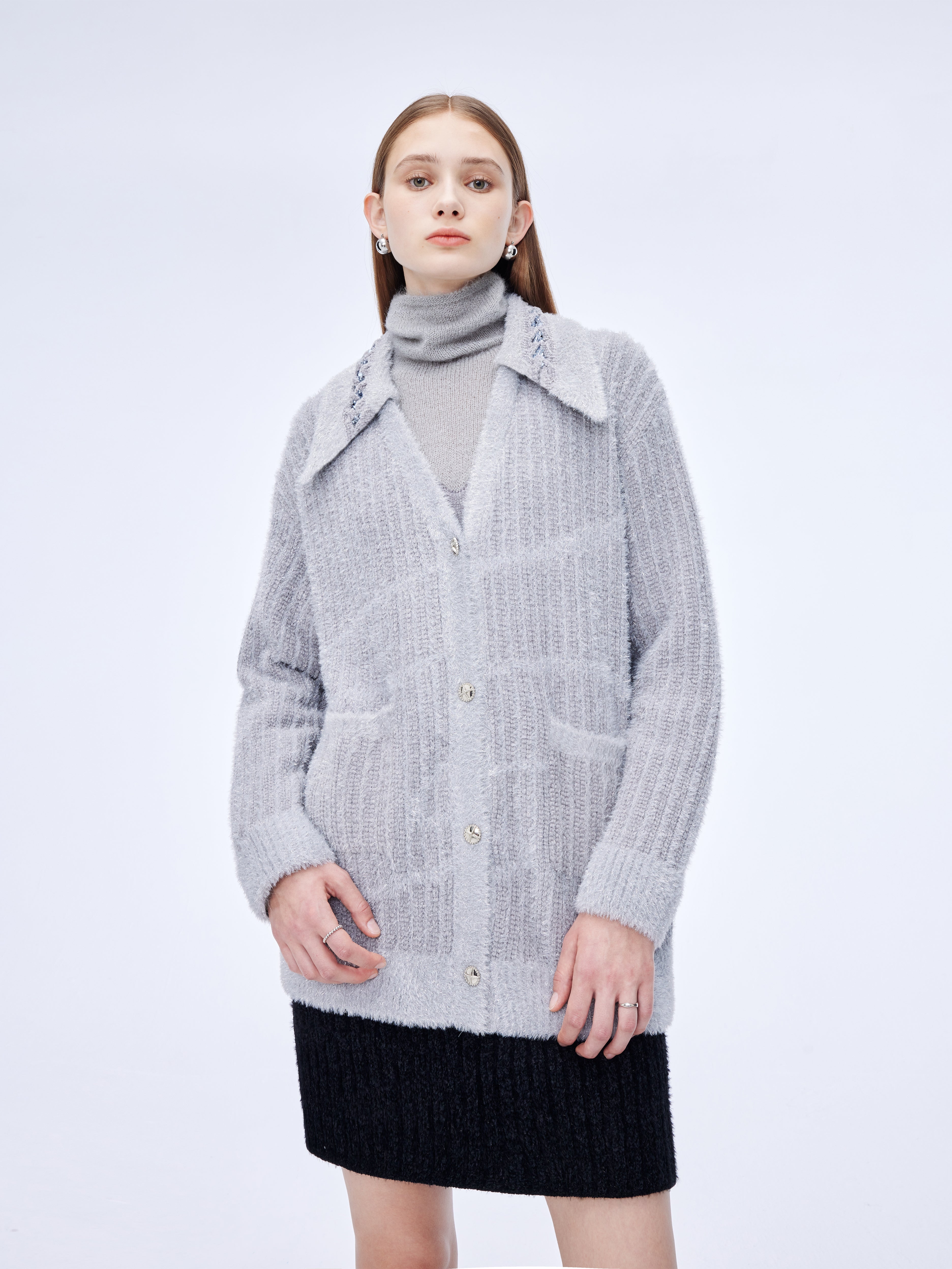 Cárdigan con cuello chal y pedrería