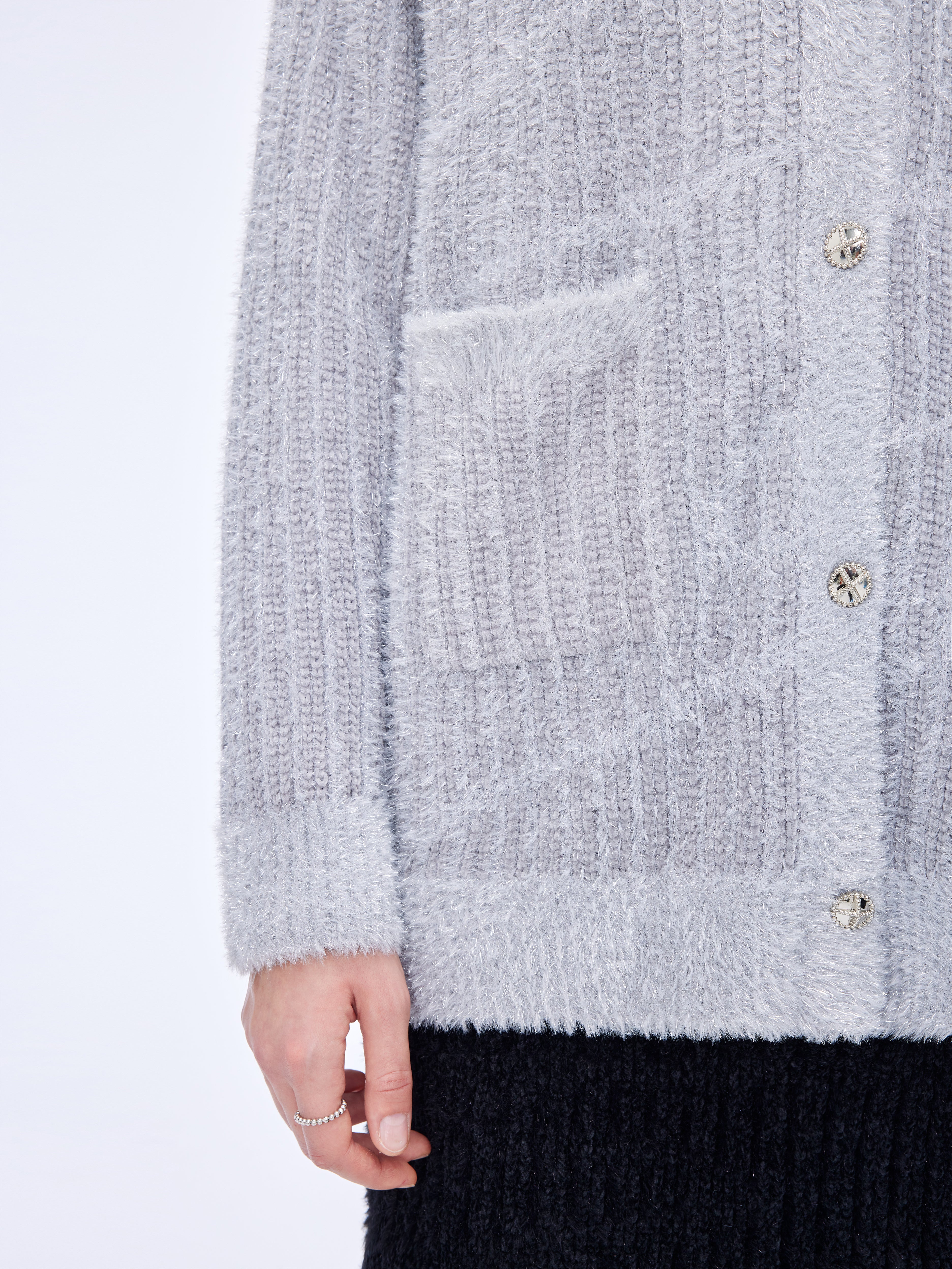 Cárdigan con cuello chal y pedrería