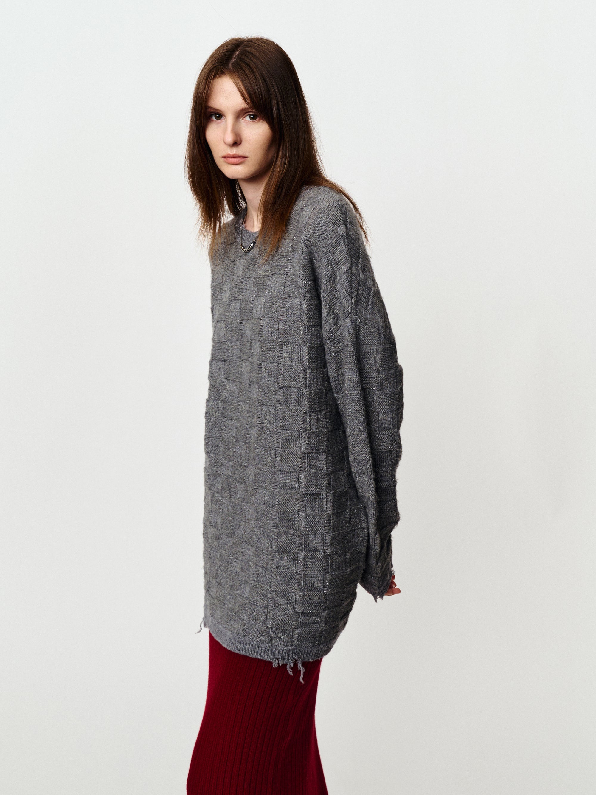 Medium-length wool sweater with geometric texture check pullover