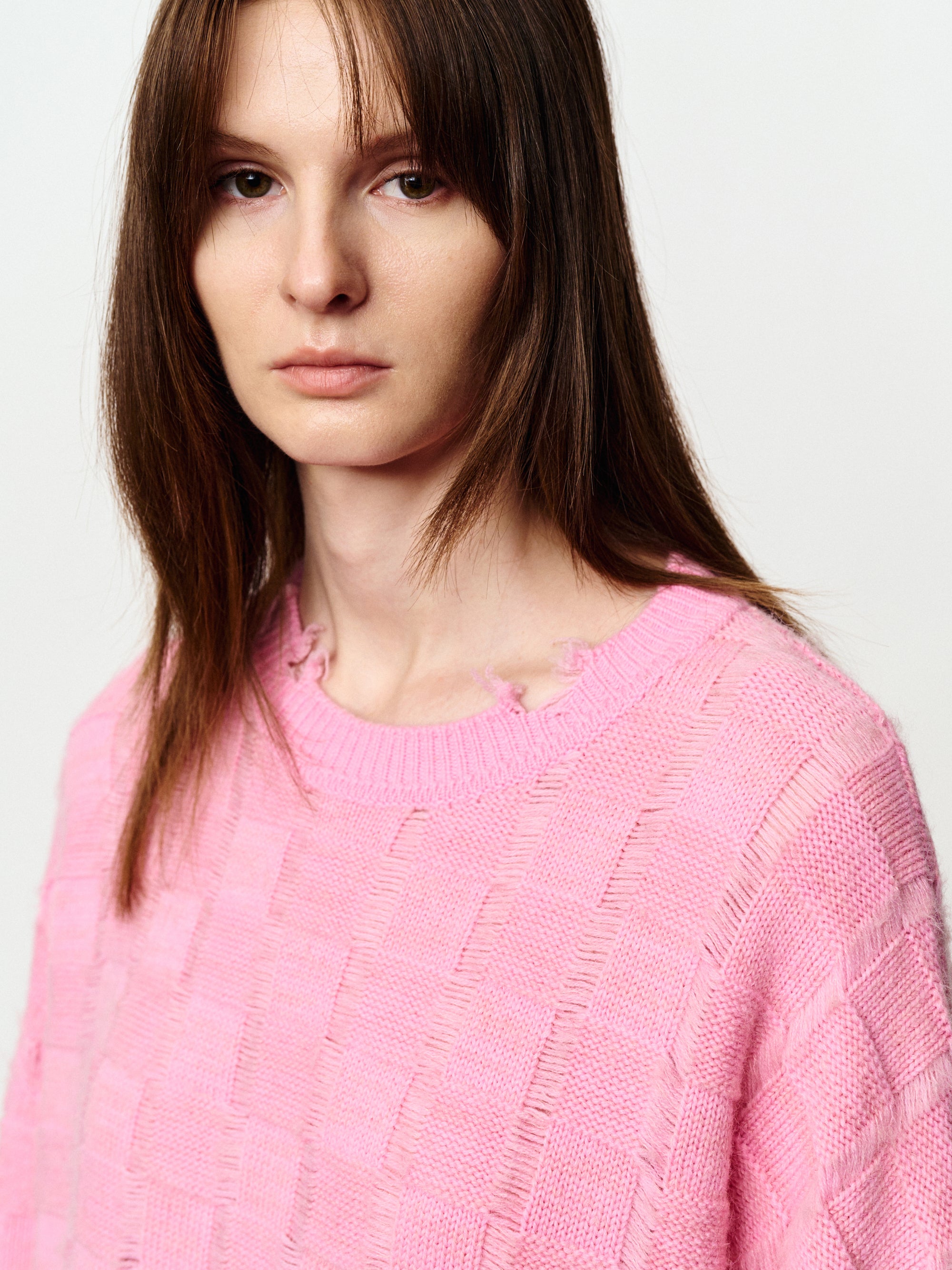 Medium-length wool sweater with geometric texture check pullover