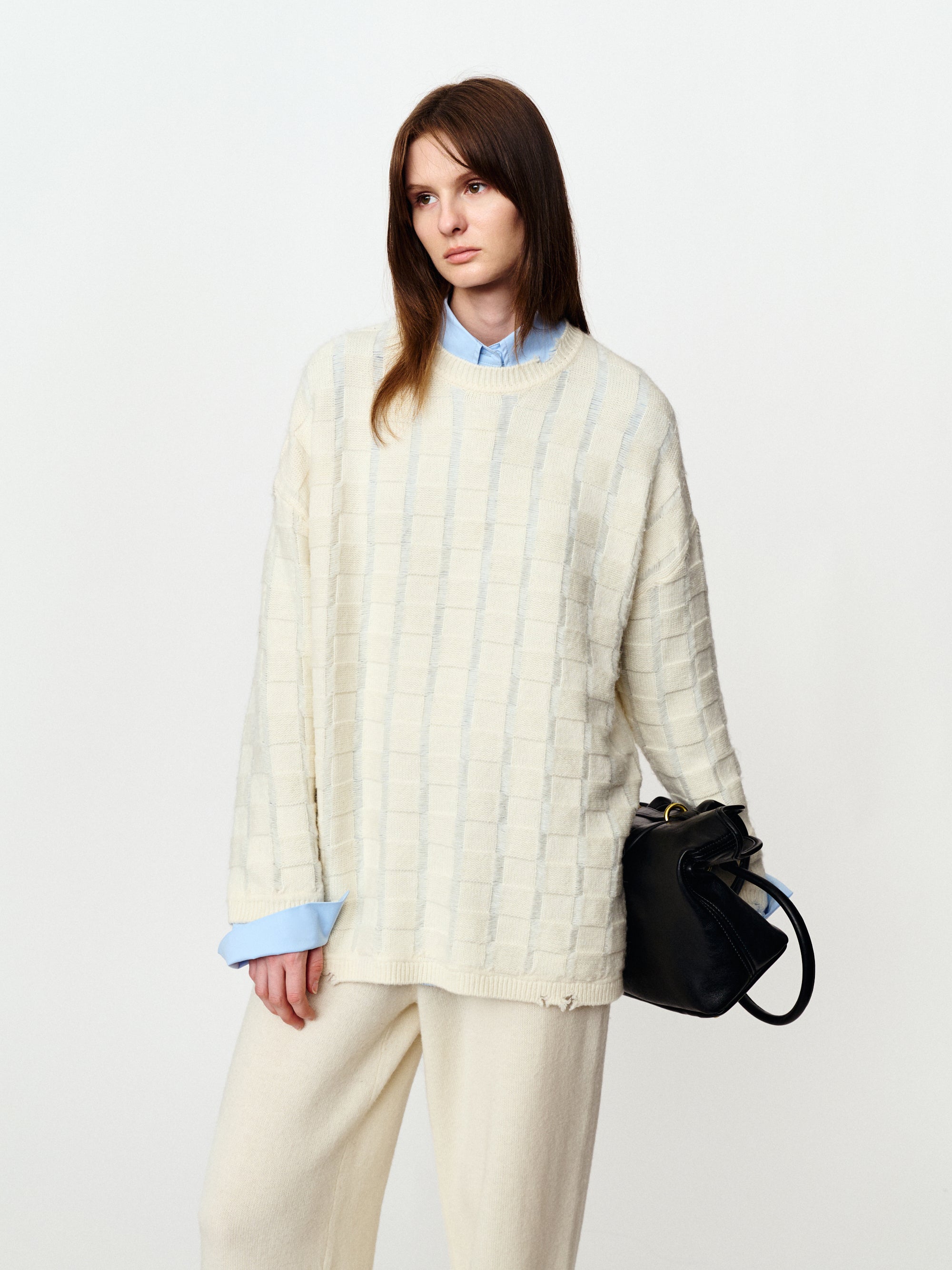 Medium-length wool sweater with geometric texture check pullover